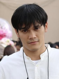เพชรพล เที่ยงตรง